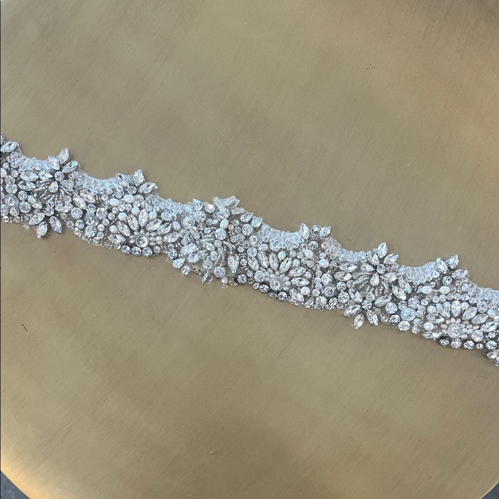 Watters Evelyn Silver Floral Rhinestone Belt
